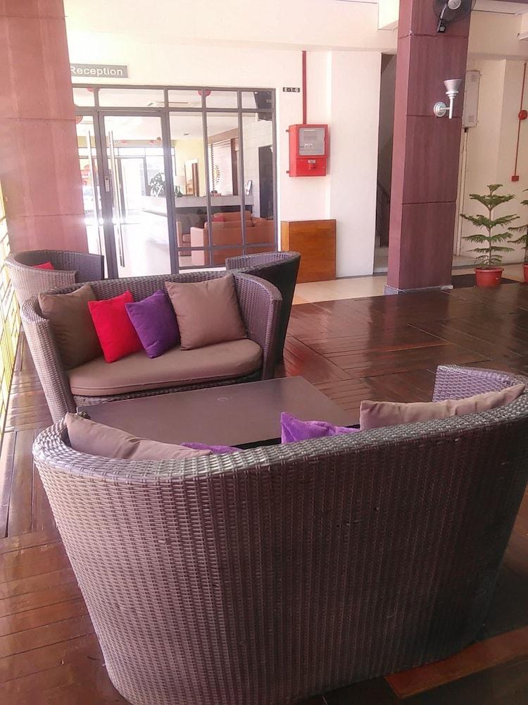 Gloria Swiss Hotel & Apartment Sandakan Exterior photo