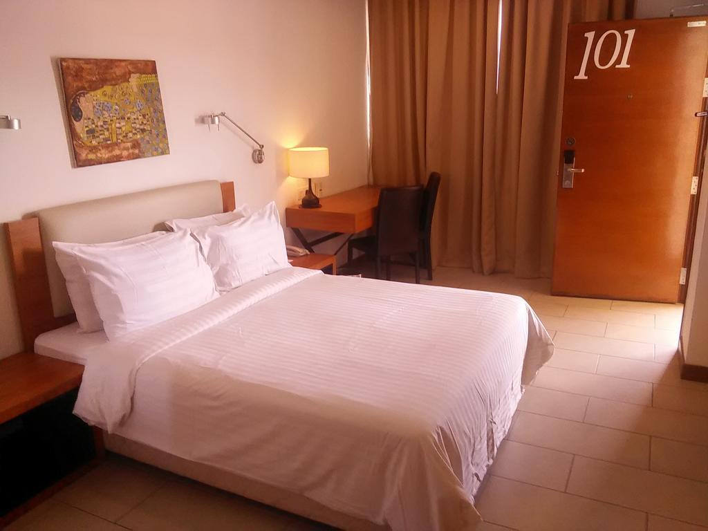 Gloria Swiss Hotel & Apartment Sandakan Exterior photo