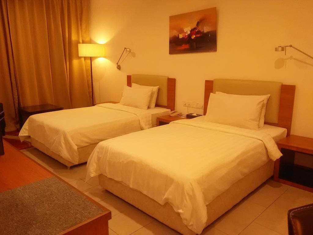 Gloria Swiss Hotel & Apartment Sandakan Exterior photo