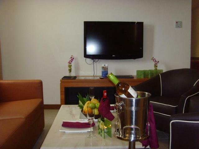 Gloria Swiss Hotel & Apartment Sandakan Exterior photo